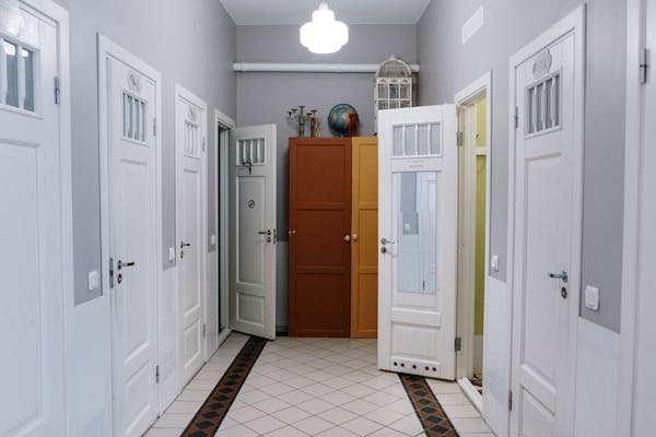 Les meilleures couleurs pour sublimer vos portes intérieures