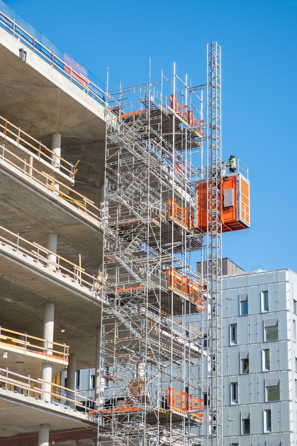 Les clés d'un échafaudage professionnel roulant efficace