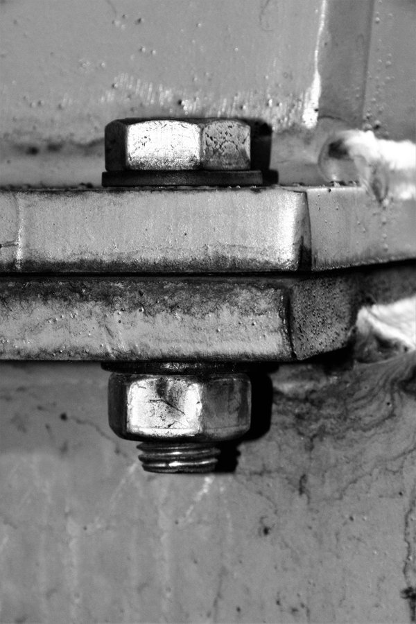 Découvrez les boulons carrés : robustesse et variété(toolbar)